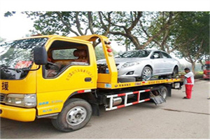 甘孜附近24小时汽车拖车服务热线