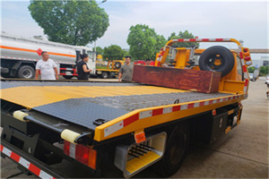 甘孜附近拖车电话号码服务